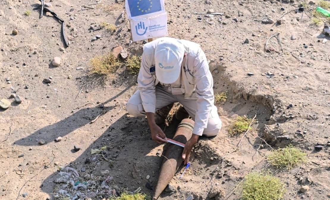 People trapped by explosive ordnance in Yemen