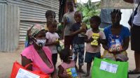 Distribution of hygiene kits in Mozambique 