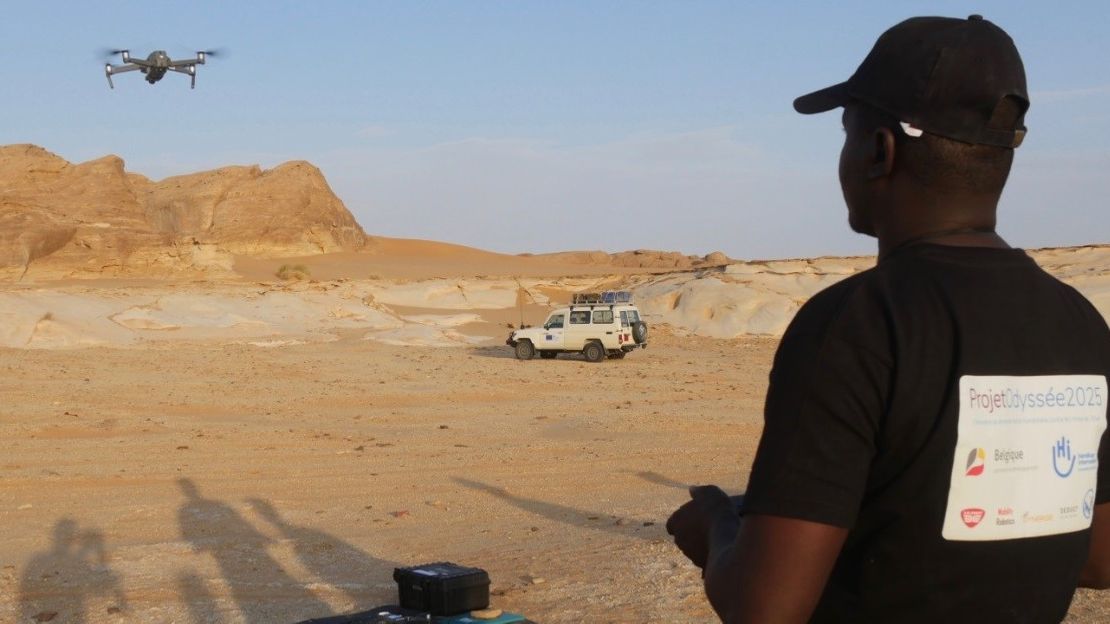 HI and partner Mobility Robotics perform drone tests during mine clearance operations in Northern Chad.