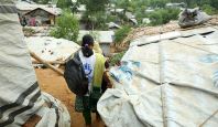 An HI mobile team making its way round Kutupalong refugee camp to identify people in need and give rehabilitation sessions, May 2018.