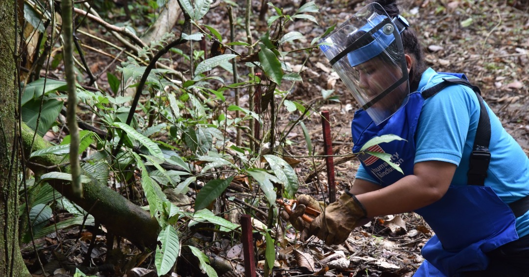 Jennifer works as a deminer for HI near Maracaibo, Colombia, her home village