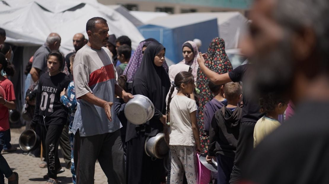 Aid workers among Palestinians facing starvation
