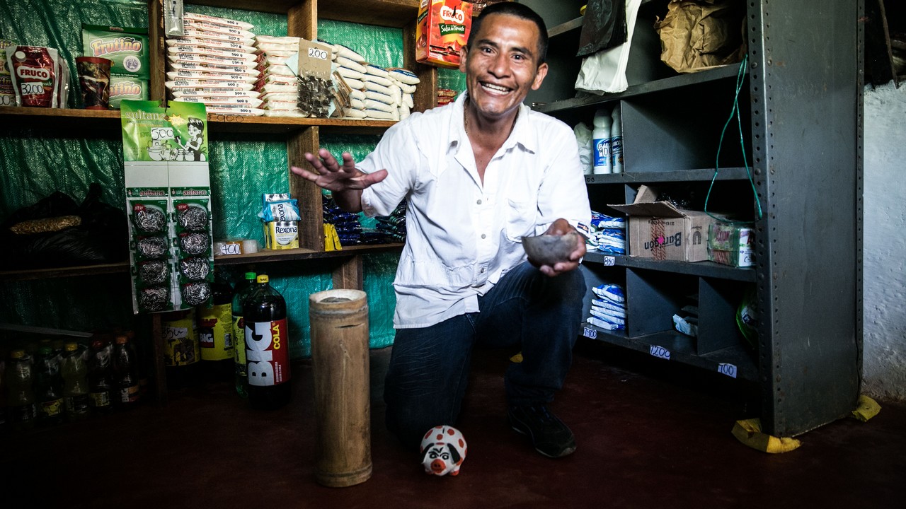 Oberney in his shop. Colombia.